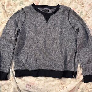 Banana Republic women’s Heathered Gray Crewneck Sweater